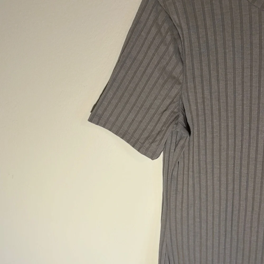⭐️Gray Ribbed Dress - Picture 4 of 7